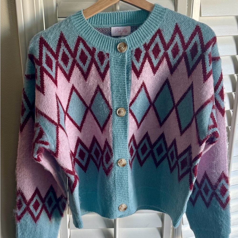 NWOT Pink Lily Diamond Pattern Cardigan Size XS but runs big.
